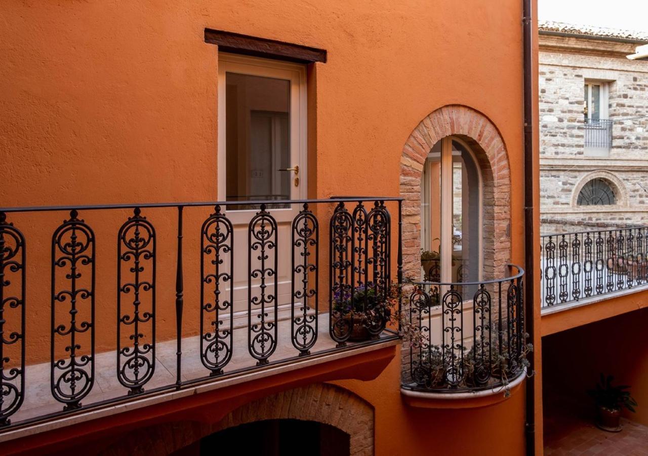 Il Cortile Segreto Bed & Breakfast San Severino Marche Dış mekan fotoğraf
